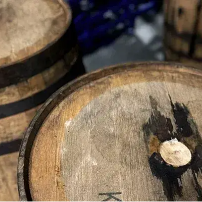 Your guide to used whiskey barrels with head bungs